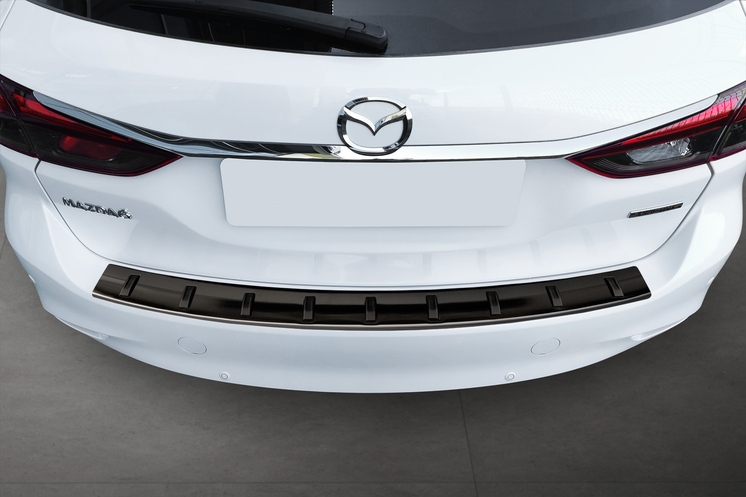 Rear bumper protector Mazda6 (GJ-GL) 2012-present wagon stainless steel anthracite - Strong (2)
