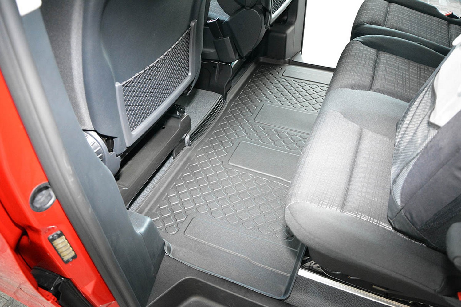 Car mats suitable for Mercedes-Benz Vito - V-Class (W447) 2014-present Guardliner PE/TPE rubber (MB14VIFM-G) (2)