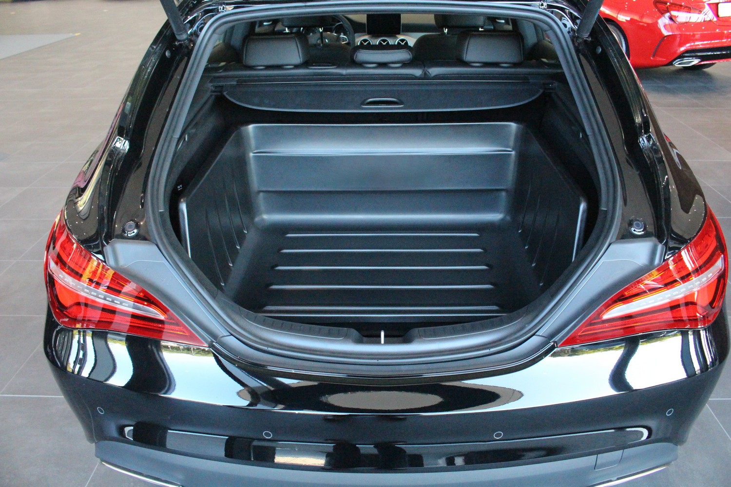 Kofferbakschaal geschikt voor Mercedes-Benz CLA Shooting Brake (X117) 2015-2019 wagon Boot-Guard 92 x 80 x 33 cm