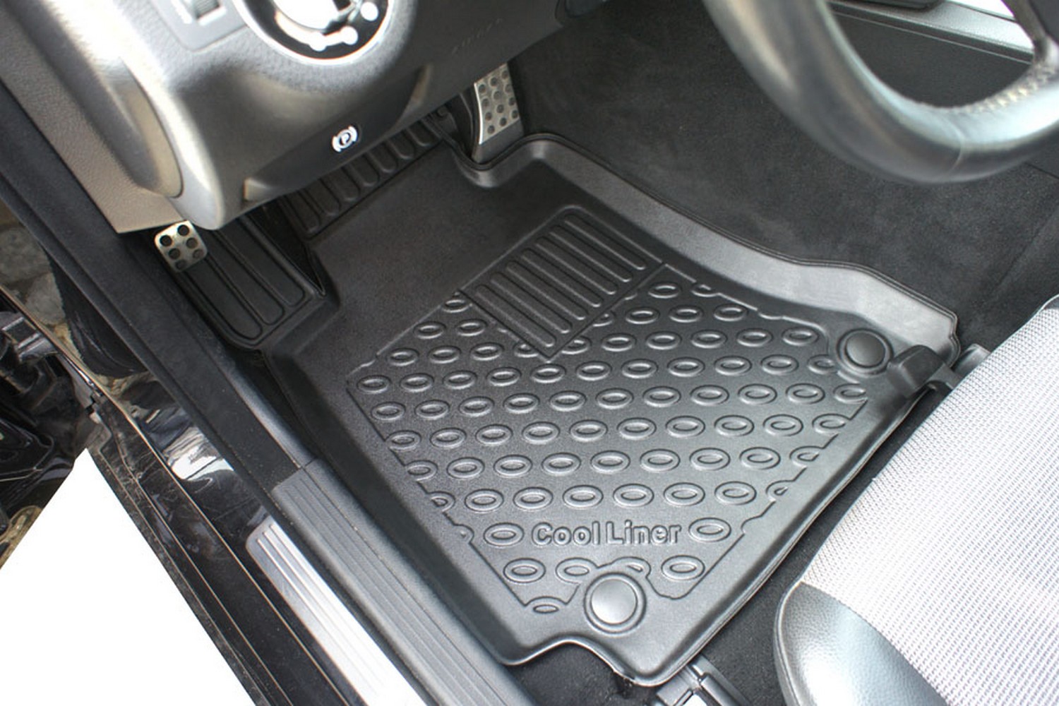 Car mats suitable for Mercedes-Benz C-Class (W204) 2007-2014 4-door saloon Cool Liner PE/TPE rubber (MB1CKFM-C) (2)