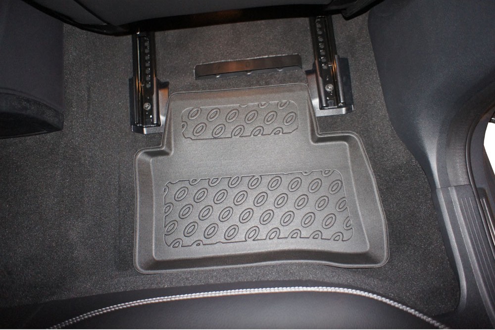 Fußmatten Mercedes-Benz E-Klasse (W212) PE/TPE | CarParts-Expert
