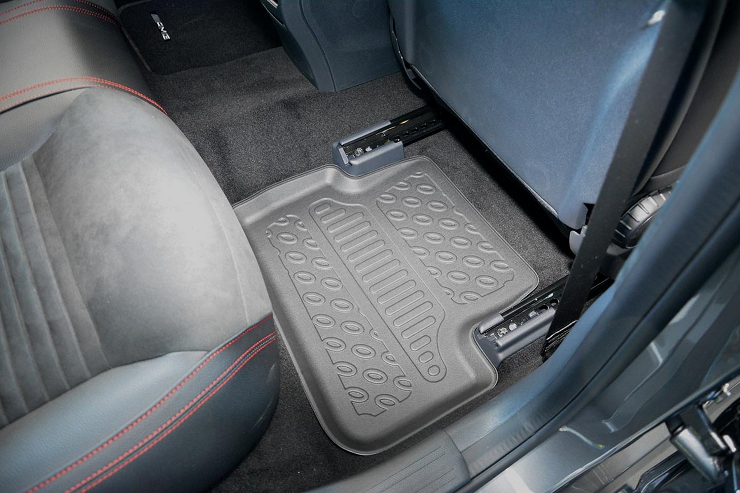 Car mats suitable for Mercedes-Benz GLA (X156) 2014-2020 Cool Liner PE/TPE rubber (MB1GAFM-C) (5) Car mats suitable for Mercedes-Benz GLA (X156) 2014-2020 Cool Liner PE/TPE rubber (MB1GAFM-C) (5)