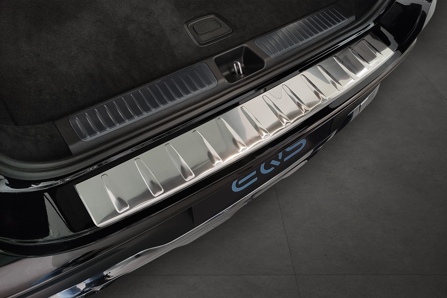 Protection de seuil de coffre Mercedes-Benz EQS SUV (X296) 2022-présent acier inox brossé