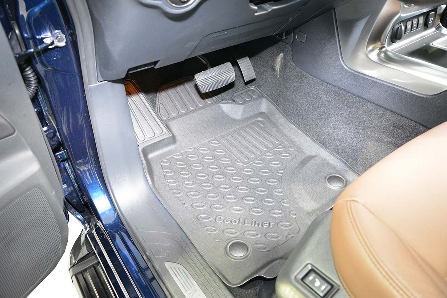 Car mats suitable for Mercedes-Benz X-Class (W470) 2018-2020 pickup Cool Liner PE/TPE rubber (MB1XKFM-C) (2)