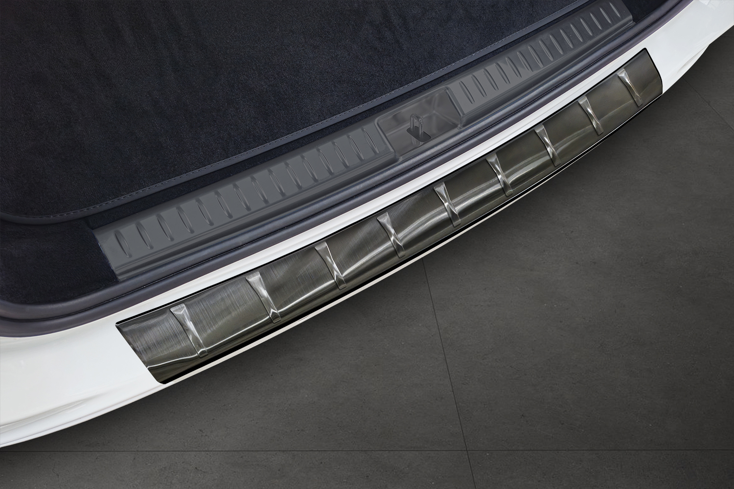 Protection de seuil de coffre convient à Mercedes-Benz Classe E estate (S214) 2023-présent break acier inox brossé anthracite
