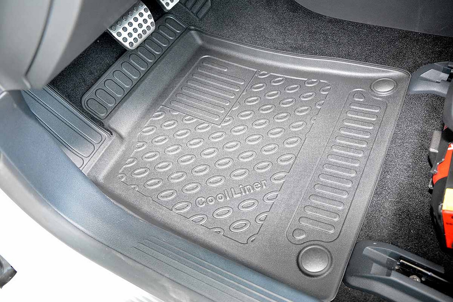 Car mats suitable for Mercedes-Benz B-Class (W247) 2018-present Cool Liner PE/TPE rubber (MB2BKFM-C) (2)