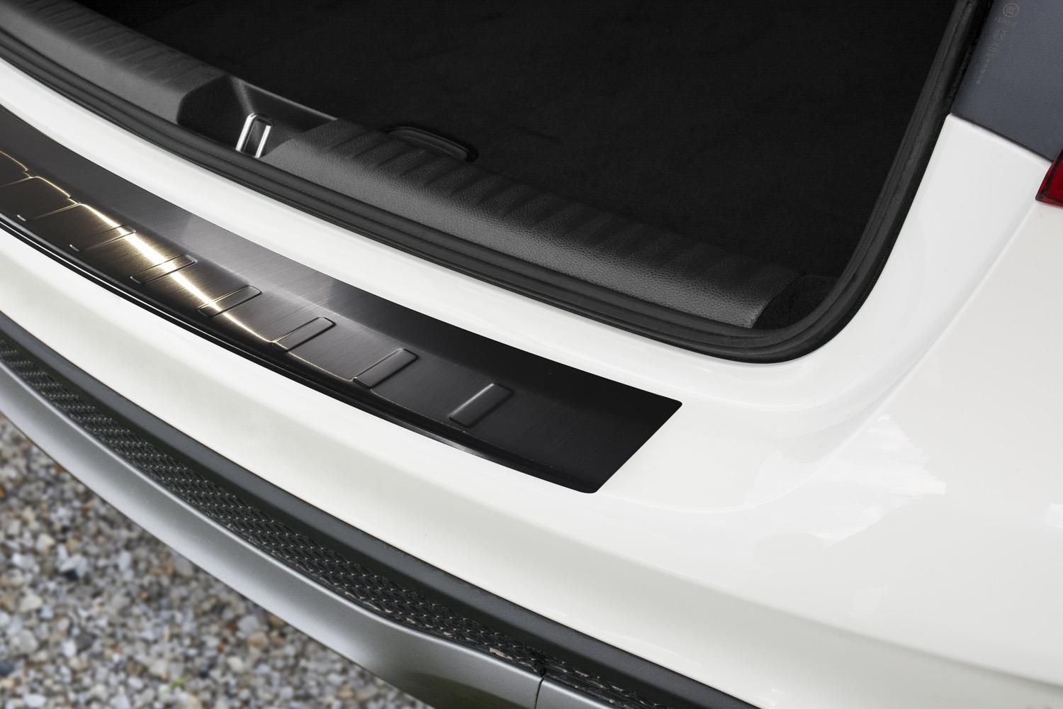 Mercedes-Benz GLA (X156) 2014-> rear bumper protector stainless steel black (MB2GABP) (4)
