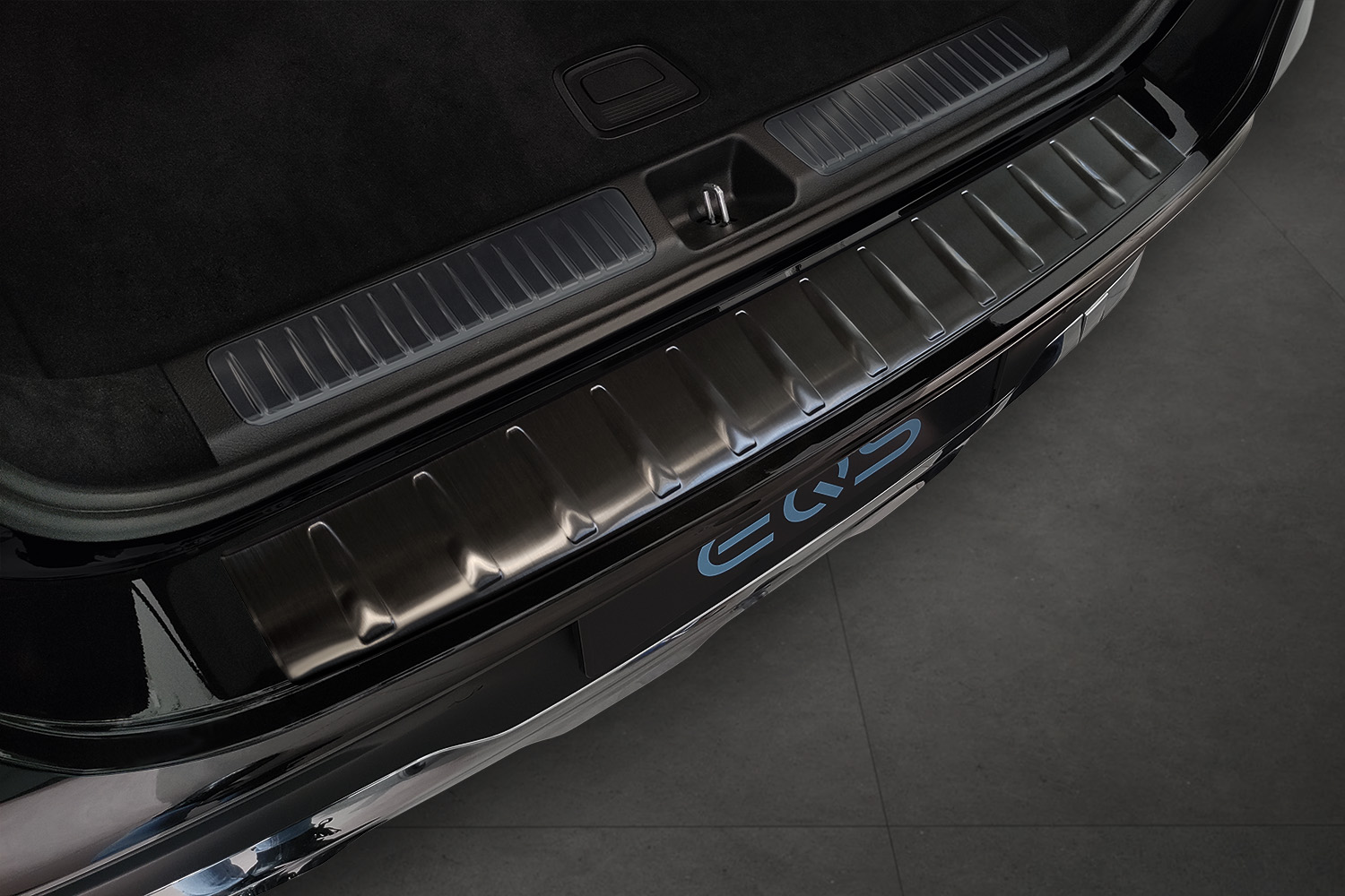 Protection de seuil de coffre convient à Mercedes-Benz EQS SUV (X296) 2022-présent acier inox brossé anthracite