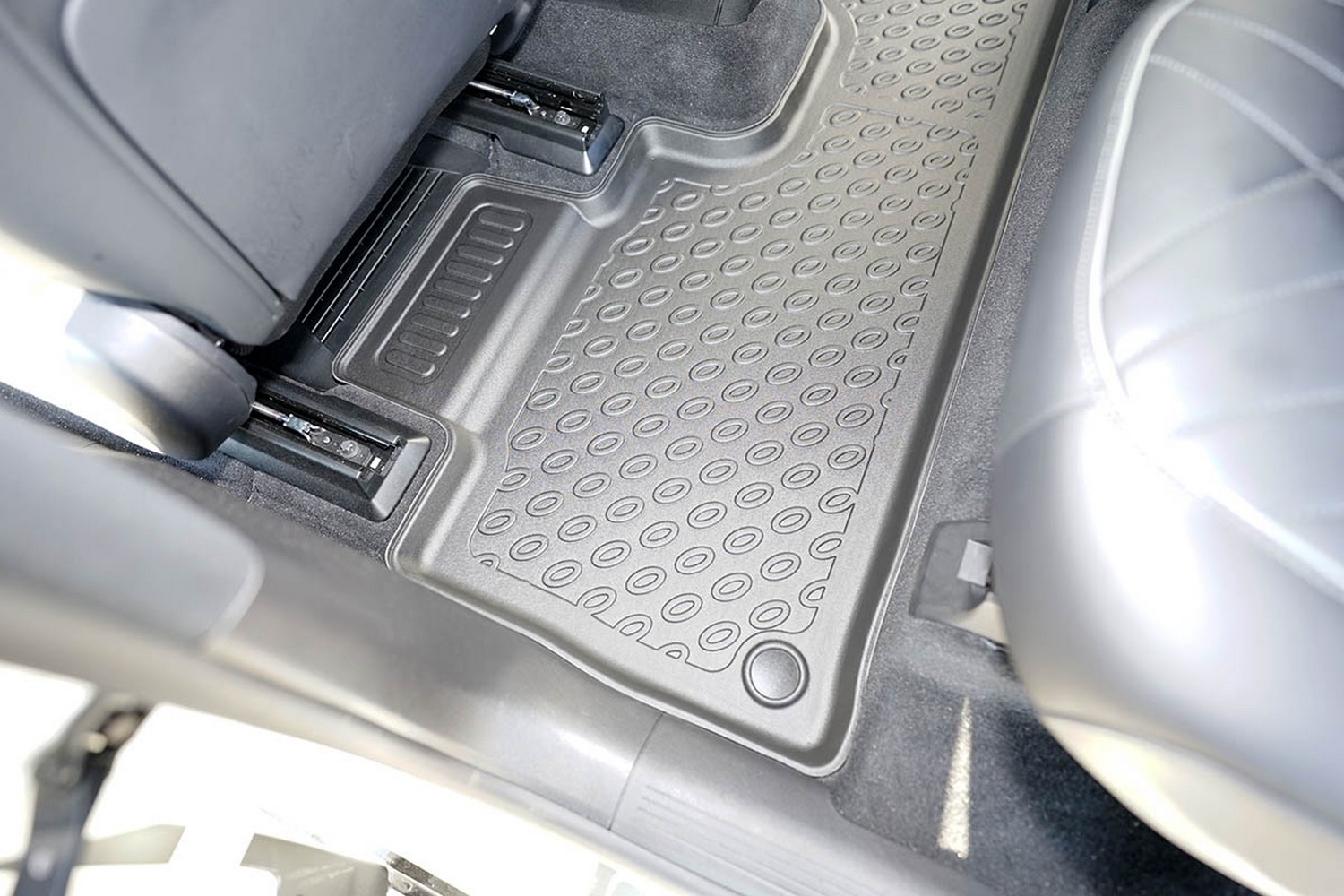 Car mats suitable for Mercedes-Benz EQS SUV (X296) 2022-present Cool Liner PE/TPE rubber (MB2QSFM-C) (5)