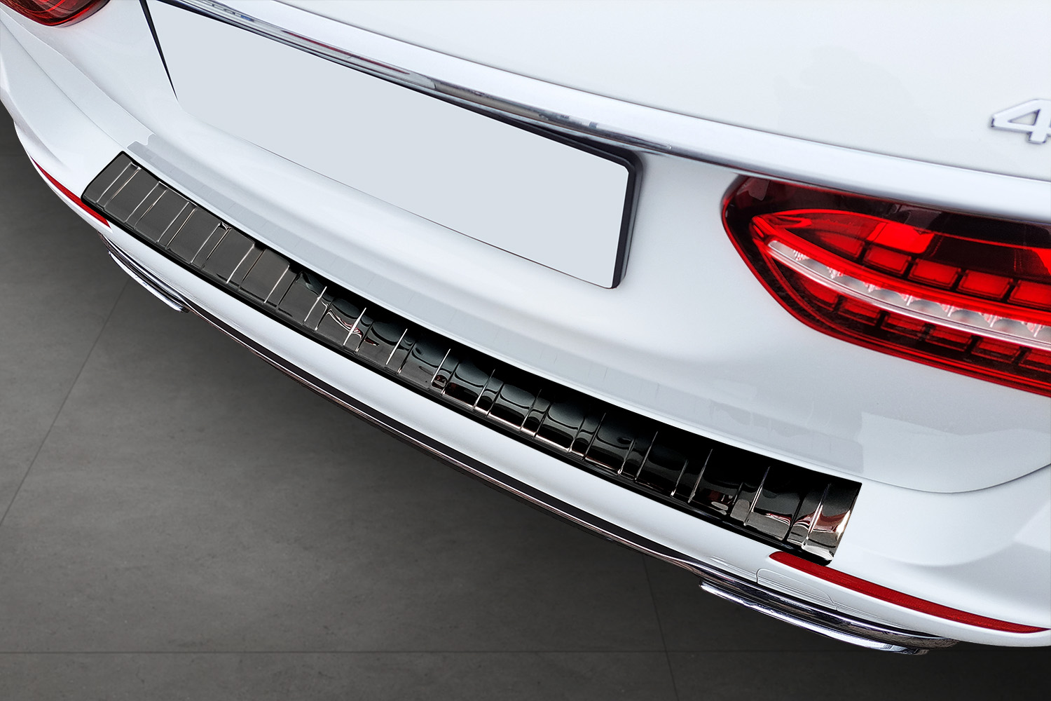 Protection de seuil de coffre convient à Mercedes-Benz Classe E estate (S213) 2018-2023 break acier inox anthracite brillant