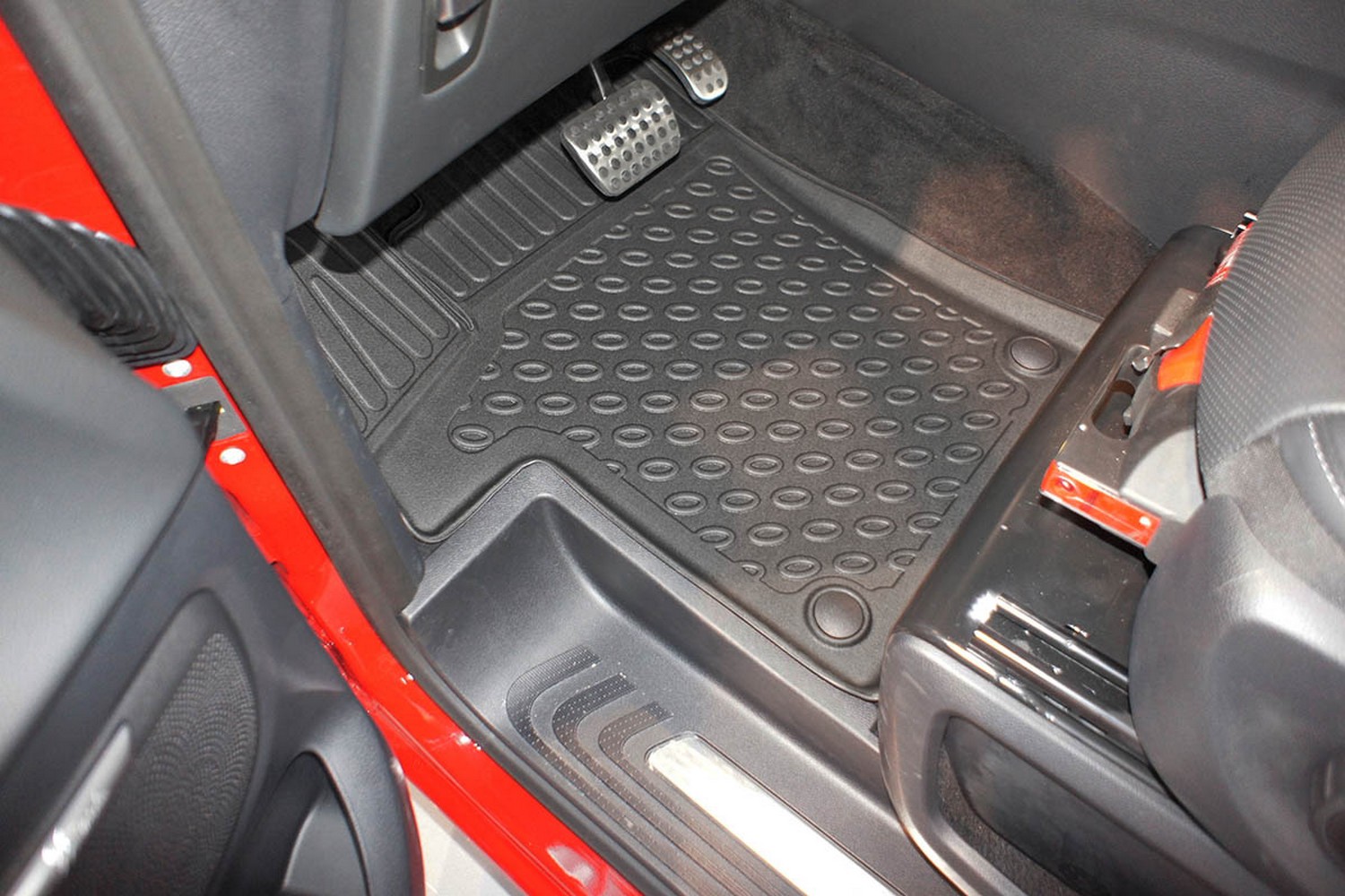 Car mats suitable for Mercedes-Benz V-Class (W447) 2014-present Cool Liner PE/TPE rubber (MB3VIFM-C) (2) Car mats suitable for Mercedes-Benz V-Class (W447) 2014-present Cool Liner PE/TPE rubber (MB3VIFM-C) (2)
