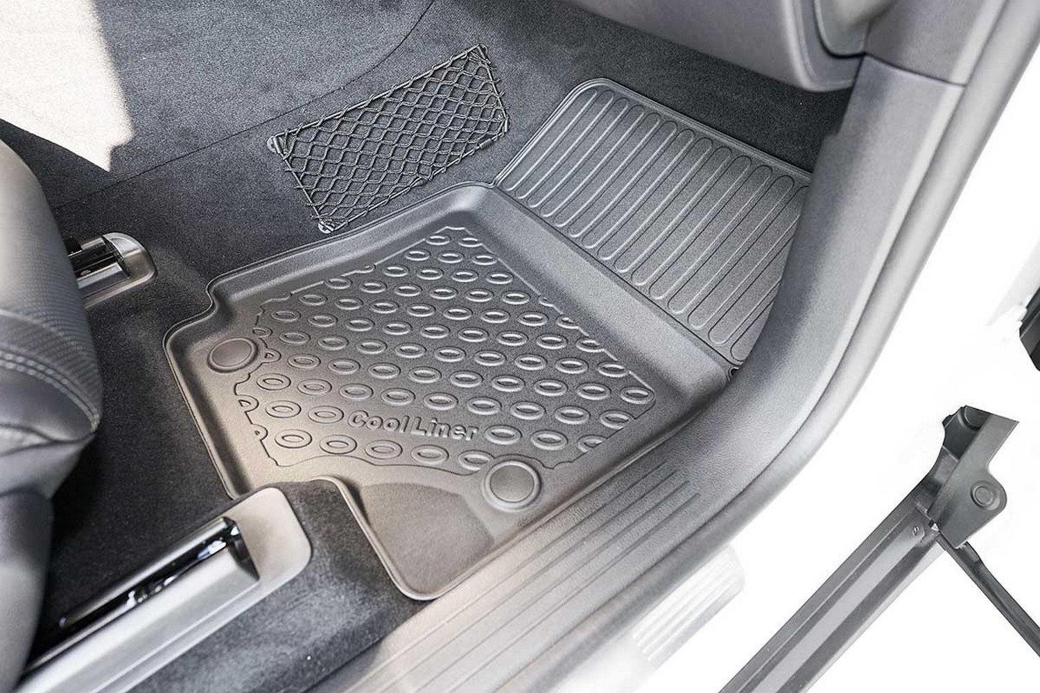 Car mats suitable for Mercedes-Benz GLE Coup&eacute; (C167) 2019-present Cool Liner PE/TPE rubber (MB4GEFM-C) (3)