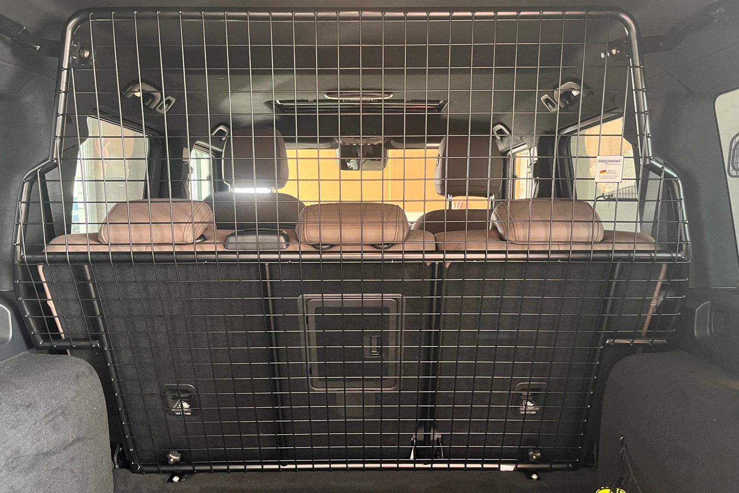 Dog guard suitable for Mercedes-Benz G-Class (W465) 2024-present Kleinmetall Masterline
