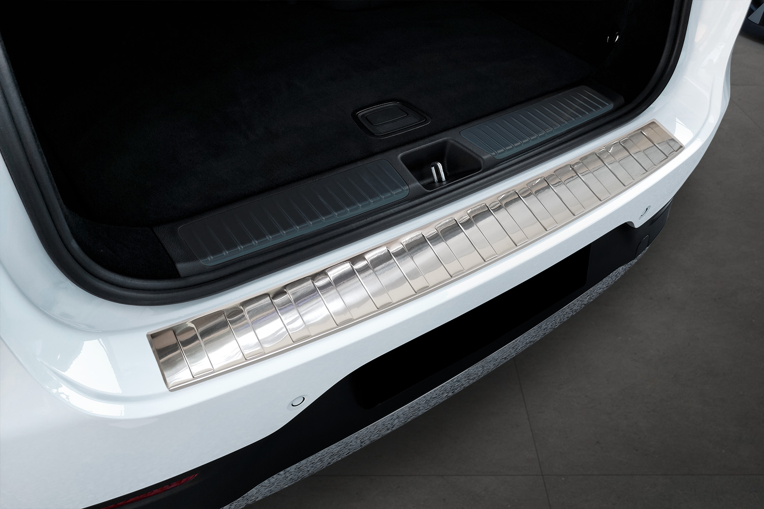 Protection de seuil de coffre Mercedes-Benz EQE SUV (X294) 2023-présent acier inox brossé