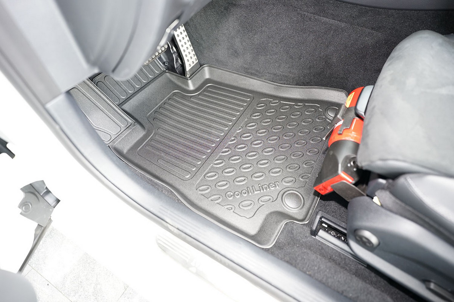 Car mats suitable for Mercedes-Benz E-Class Coup&eacute; (C238) 2017-present Cool Liner PE/TPE rubber (MB5EKFM-C) (2)