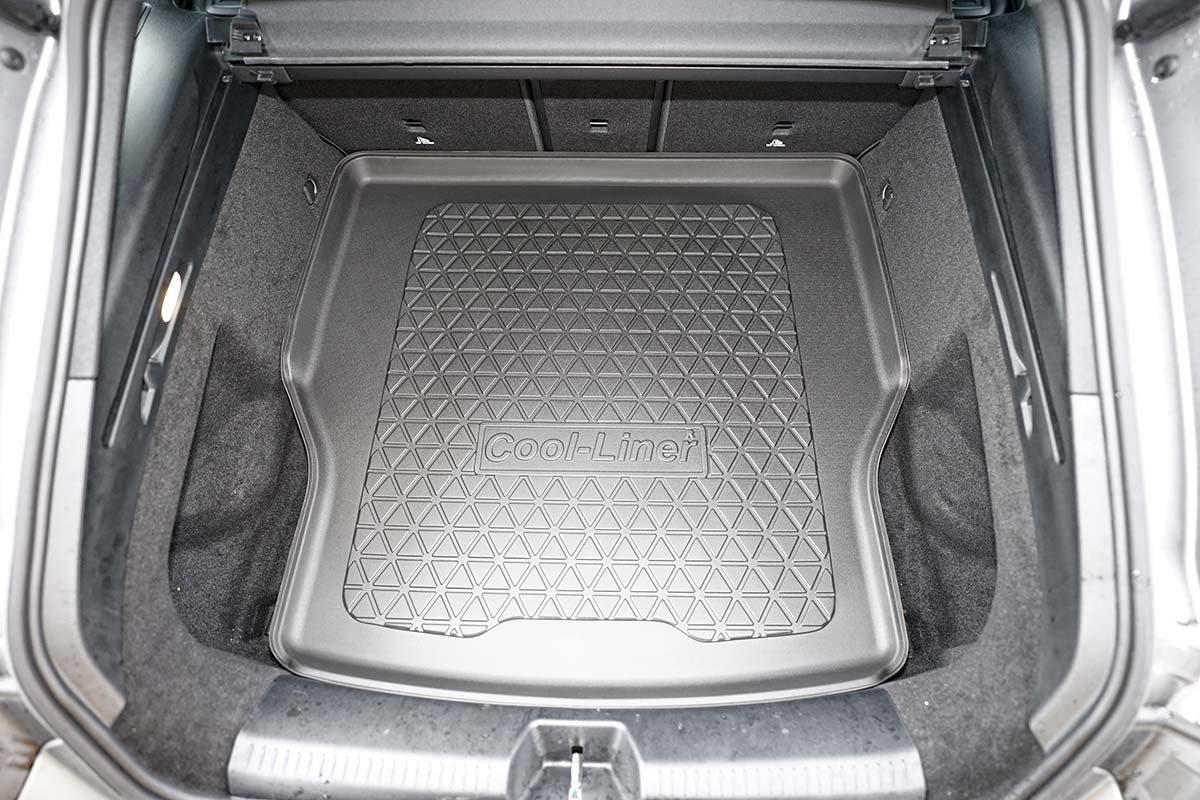 Design Kofferraumwanne passend für Mercedes Benz CLA Shooting Brake X117 ab  BJ. 01.2015> nicht passend bei Netztasche rechts im Kofferraum  Kofferraummatte passgenau mit erhöhtem Rand