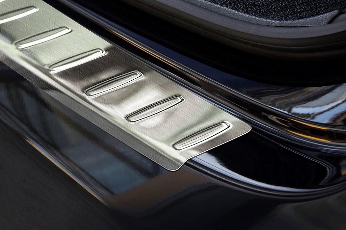 Ladekantenschutz für Mercedes E-Klasse W212 Limousine Edelstahl mit Carbonfolie 