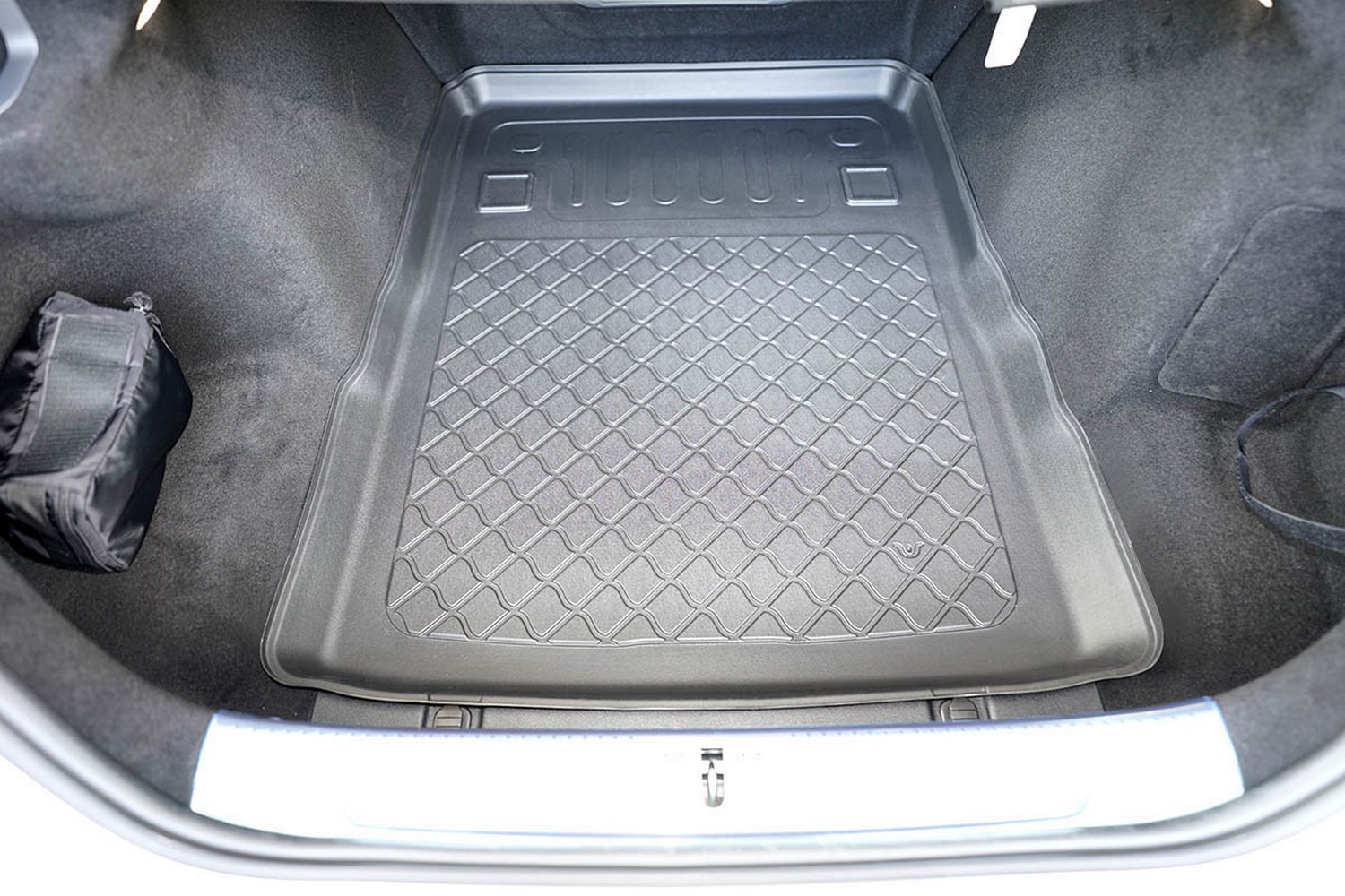 Boot mat suitable for Mercedes-Benz S-Class (V223) 2021-present 4-door saloon Guardliner anti slip PE/TPE rubber (MB6SKTM-G) (