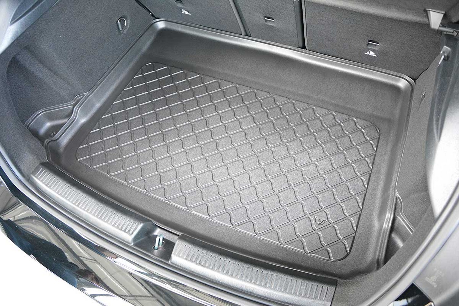 Boot mat suitable for Mercedes-Benz A-Class (W177) 2018-present 5-door hatchback Guardliner anti slip PE/TPE rubber (MB7AKTM-G Boot mat suitable for Mercedes-Benz A-Class (W177) 2018-present 5-door hatchback Guardliner anti slip PE/TPE rubber (MB7AKTM-G