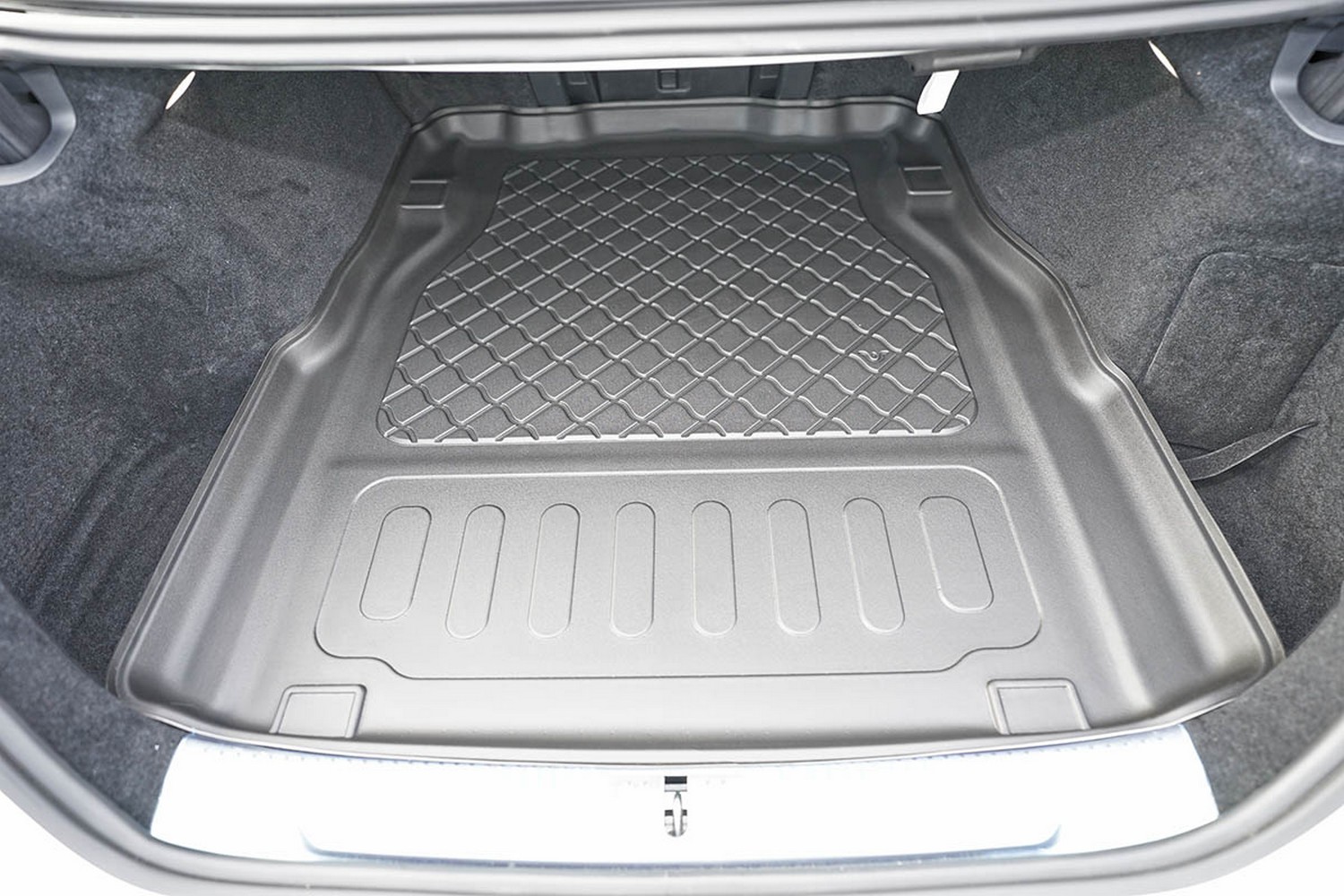 Boot mat suitable for Mercedes-Benz S-Class (W223) 2020-present 4-door saloon Guardliner anti slip PE/TPE rubber (MB7SKTM-G) (