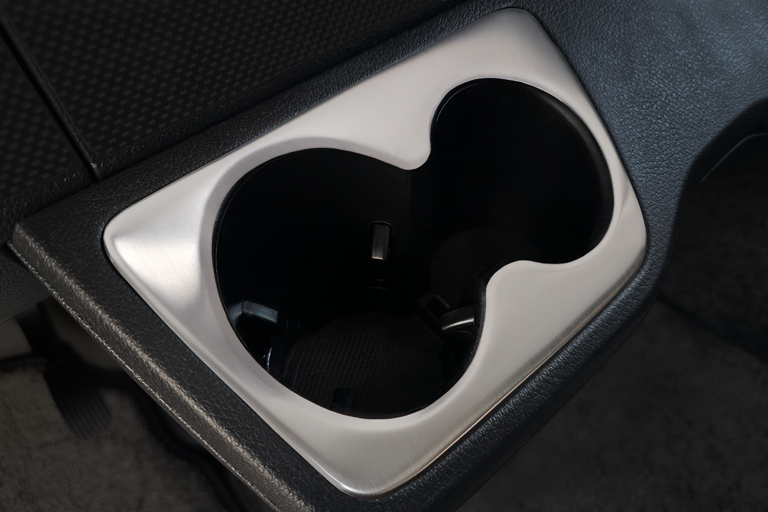 Cup holder trim suitable for Mercedes-Benz Sprinter (W907 - W910) 2018-present stainless steel brushed (4)