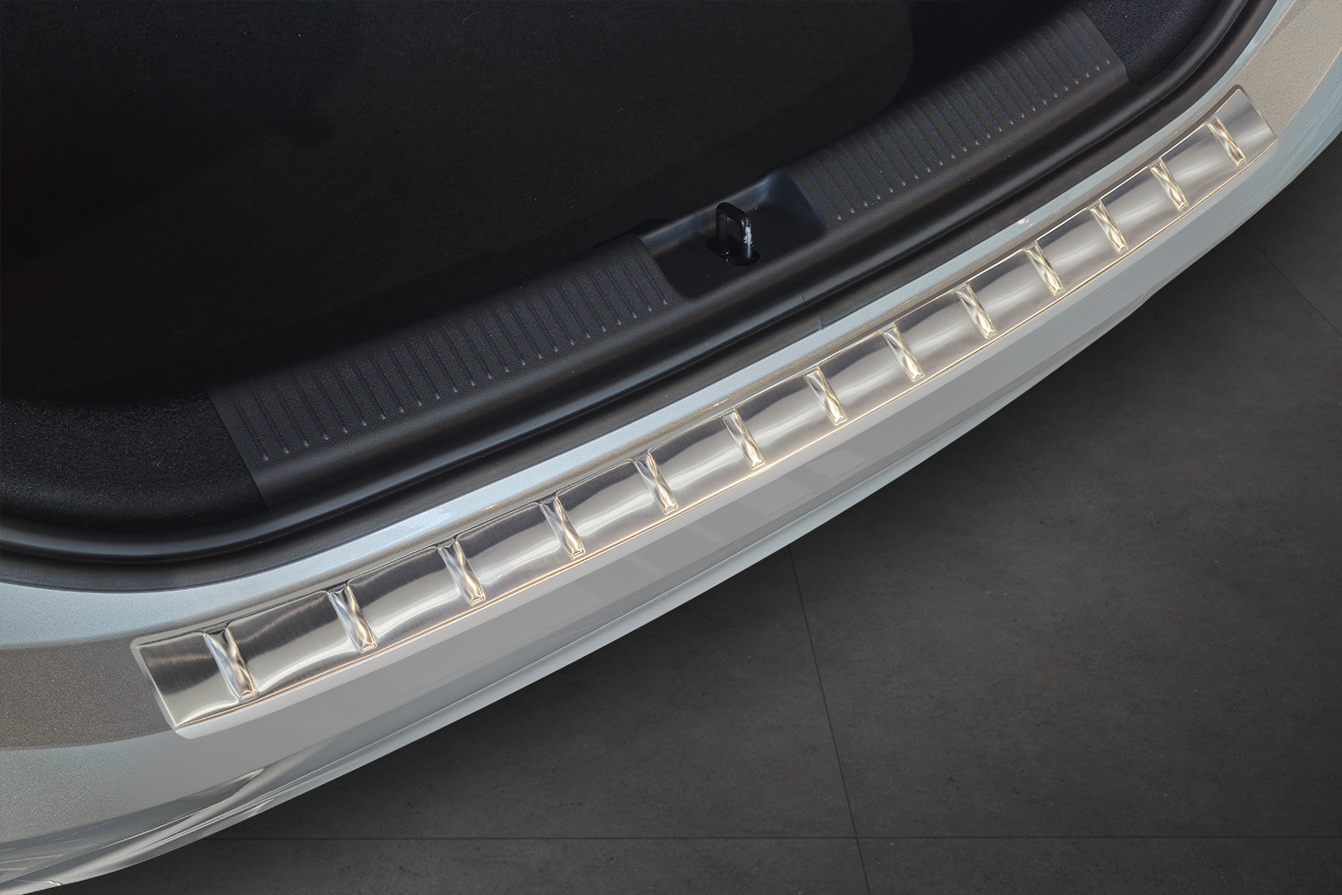 Protection de seuil de coffre convient à MG MG 3 II 2024-présent 5 portes bicorps acier inox brossé