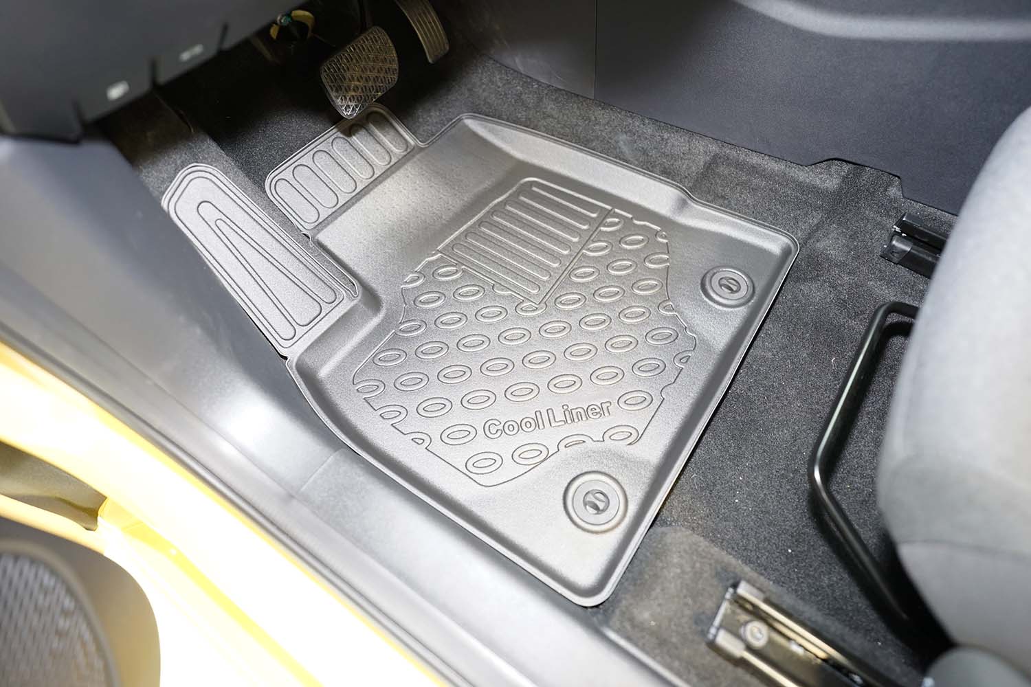 Car mats suitable for MG 3 Hybrid+ 2024-present 5-door hatchback Cool Liner PE/TPE rubber (MG1MG3FM-C) (2)