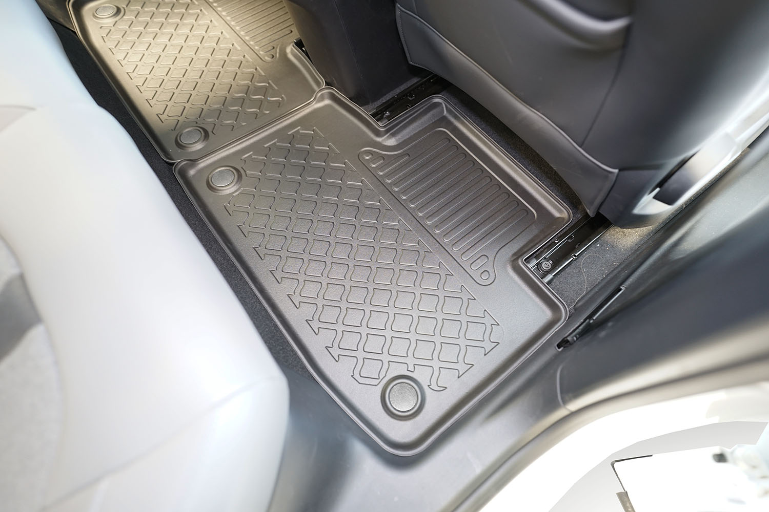Car mats suitable for MG S5 EV 2025-present Guardliner PE/TPE rubber (MG1MGSFM-G) (5)