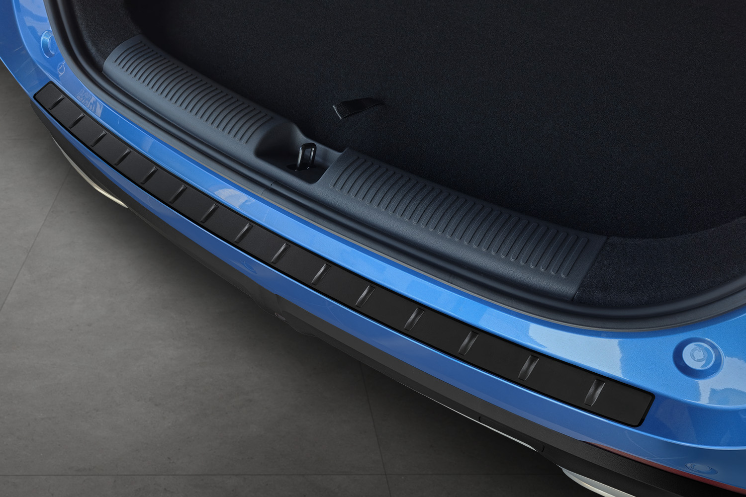 Protection de seuil de coffre convient à MG ZS SUV II 2024-présent acier inox noir mat - Shadow Premium