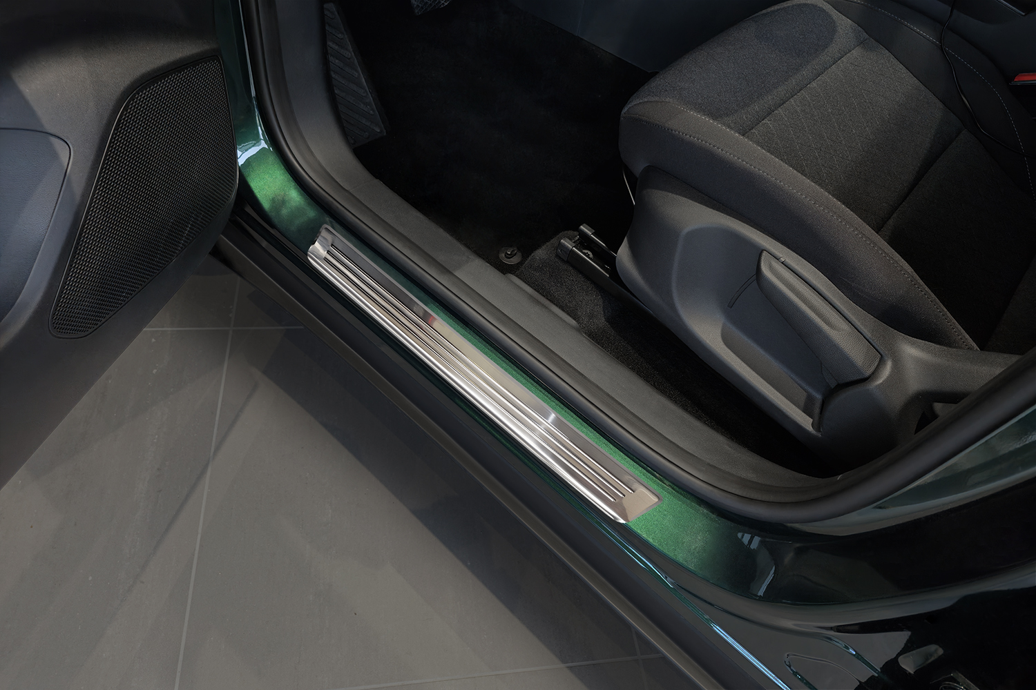 Seuils de portes convient à MG ZS SUV II 2024-présent acier inox brossé - Shadow Premium 4 pièces