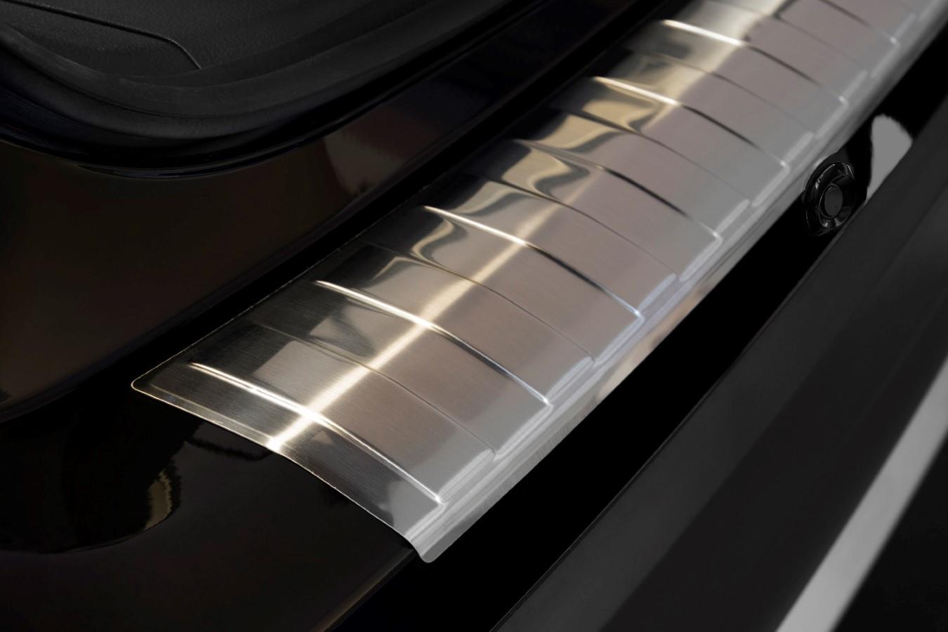 Rear bumper protector Mitsubishi Outlander III stainless steel CPE