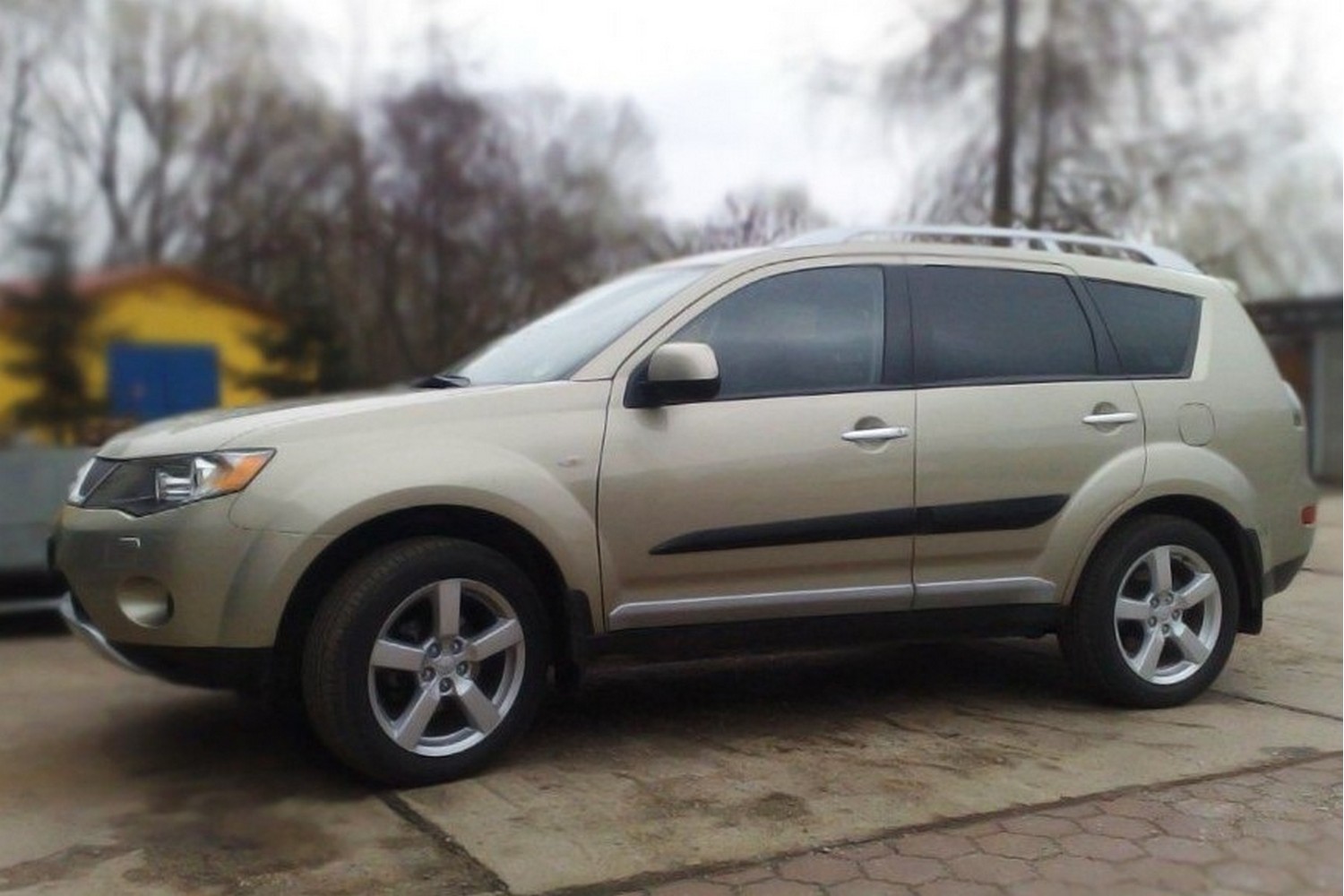 Stootstrips geschikt voor Mitsubishi Outlander II 2007-2012 set
