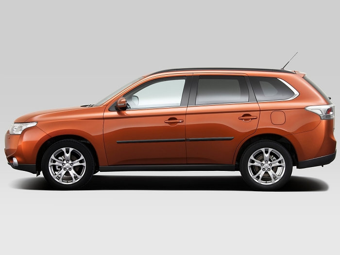 Stootstrips geschikt voor Mitsubishi Outlander III 2012-2021 set zijportieren