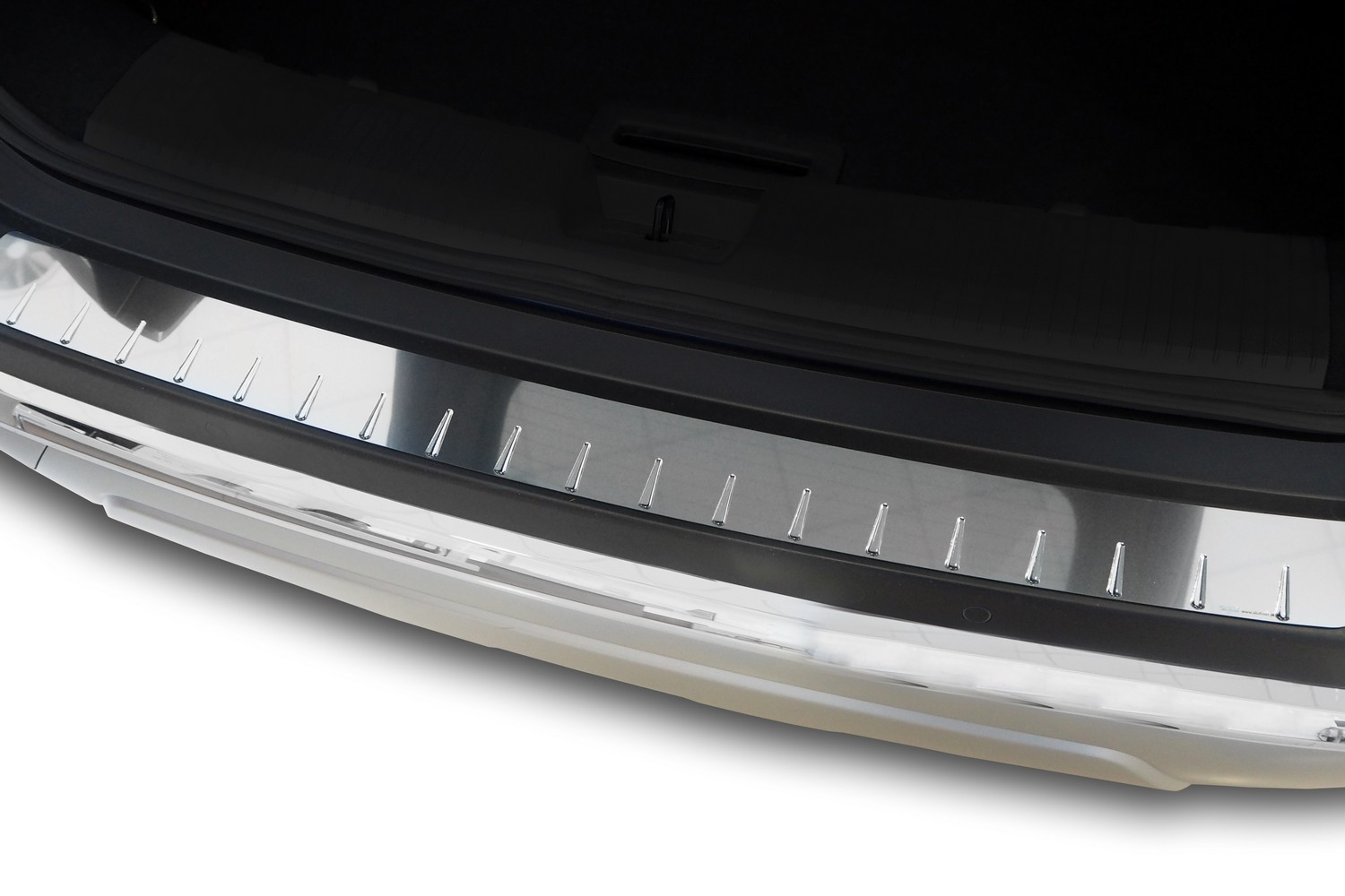 Protection de seuil de coffre convient à Nissan X-Trail IV (T33) 2021-présent acier inox brillant