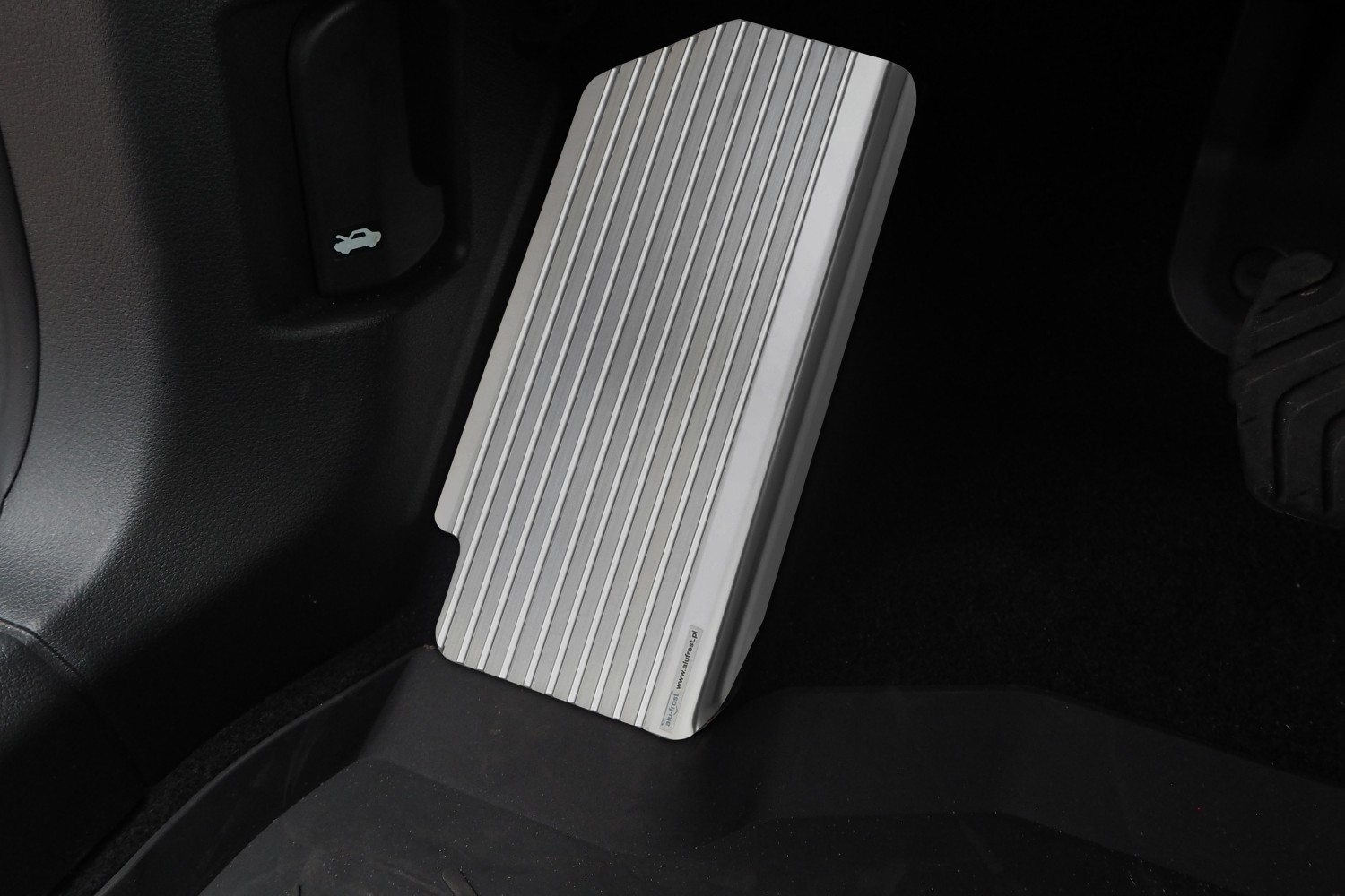 Garniture repose-pied convient à Nissan X-Trail IV (T33) 2021-présent acier inox brossé