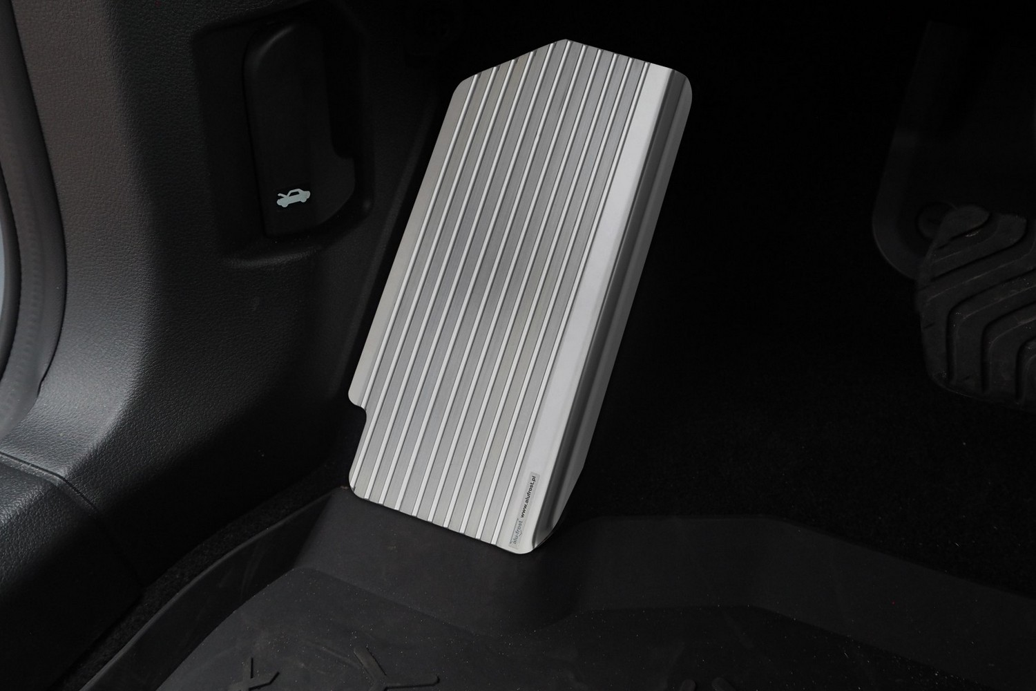 Garniture repose-pied convient à Nissan X-Trail IV (T33) 2021-présent acier inox brossé