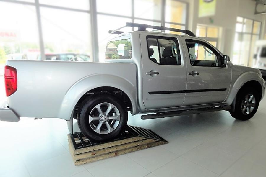 Baguettes protection convient à Nissan Navara (D40) 2004-2014 ensemble