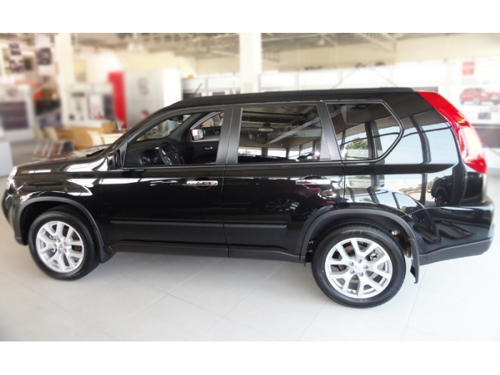 Seitenschutzleisten passend für Nissan X-Trail II (T31) 2007-2013 Set