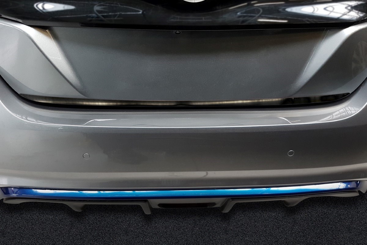 Achterkleplijst geschikt voor Nissan Leaf (ZE1) 2017-heden 5-deurs hatchback RVS geborsteld antraciet