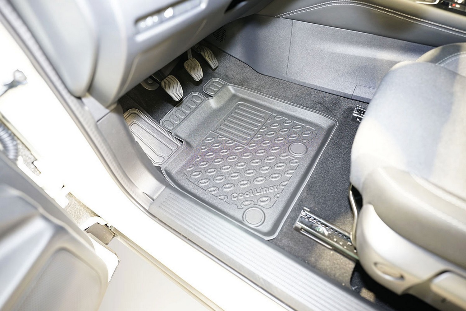 Car mats suitable for Nissan Qashqai (J12) 2021-present Cool Liner PE/TPE rubber (NIS4QAFM-C) (2)