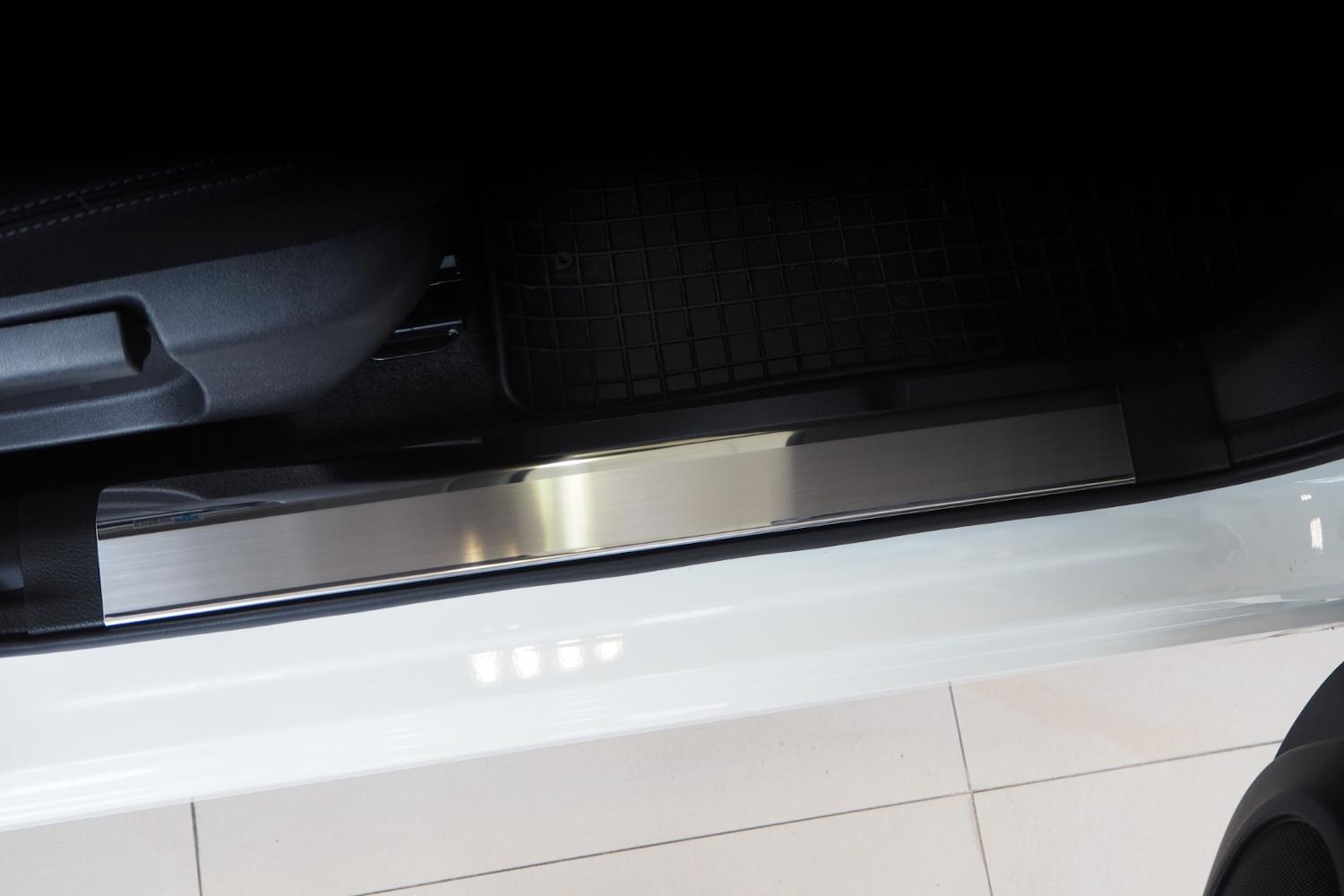 Пластиковые накладки ниссан кашкай. Накладки на пороги ниссан кашкай j10. Молдинг крыла для автомобиля ниссан кашкай. Пластиковые накладки ниссан кашкай. Накладки на ковролин ниссан кашкай j10.