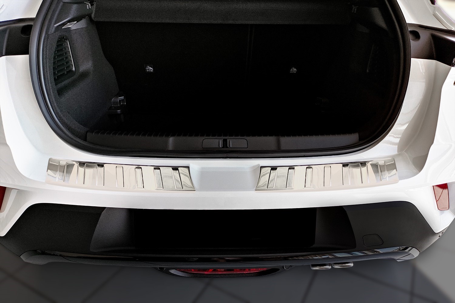 Autostyle 2/51009 Black Mirror Stainless Steel Rear Bumper Protector Opel Mokka X 2016-Ribs Chrome 