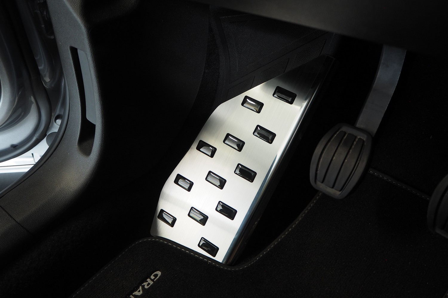 Garniture repose-pied convient à Opel Grandland X 2017-2024 acier inox brossé