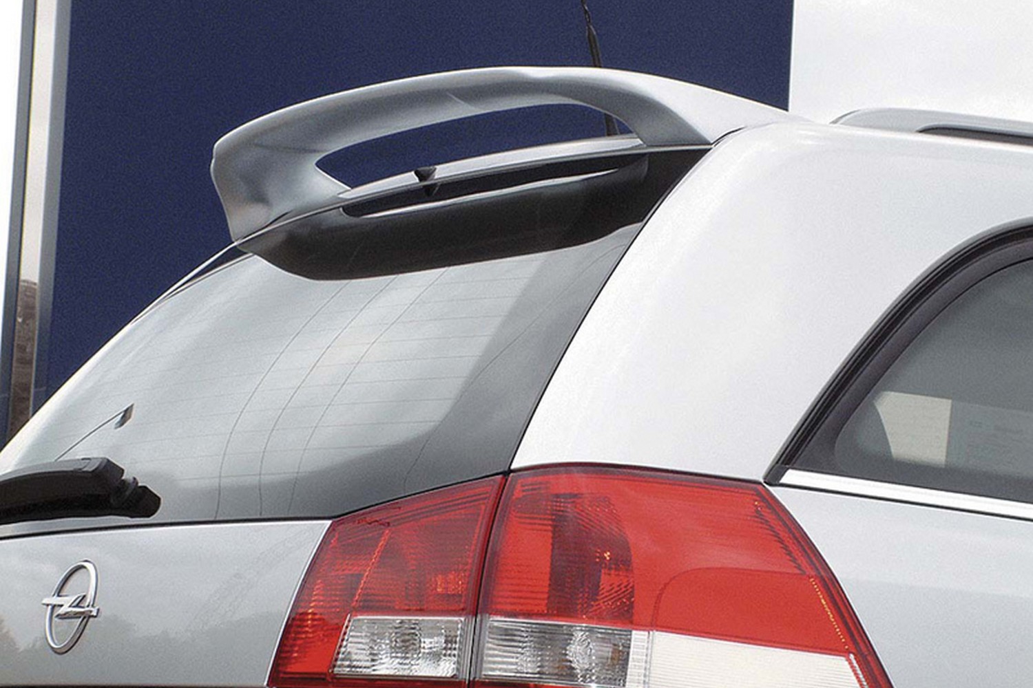 Roof spoiler suitable for Opel Vectra C Caravan 2002-2008 wagon