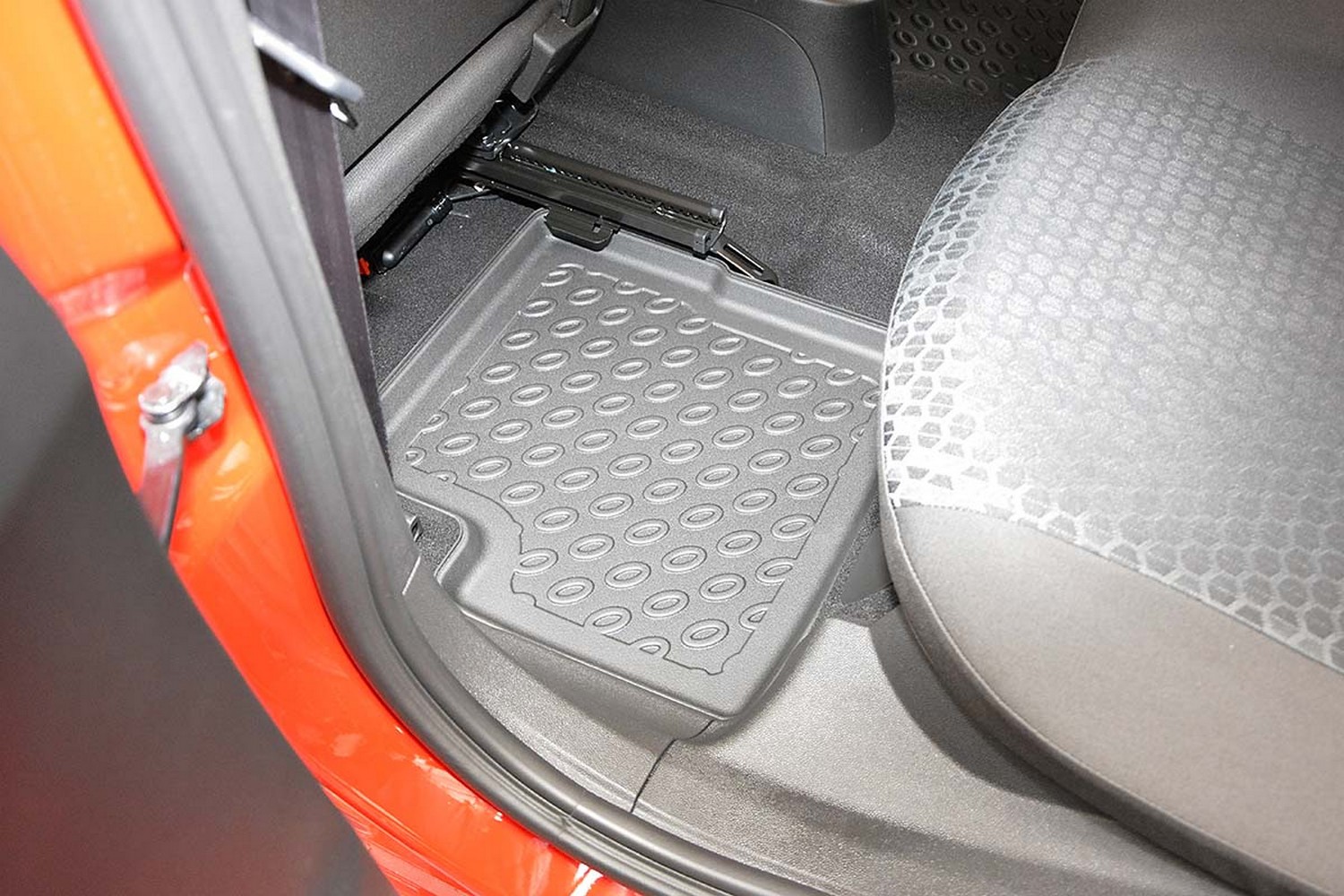 Car mats suitable for Opel Corsa E 2014-2019 3 & 5-door hatchback Cool Liner PE/TPE rubber (OPE2COFM-C) (4)