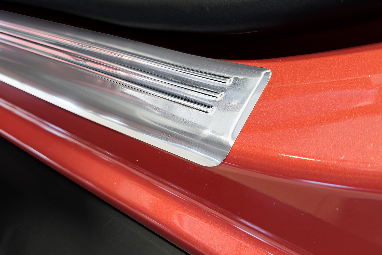 Door sill plates suitable for Opel Frontera III 2024-present stainless steel brushed 4 pieces (3)