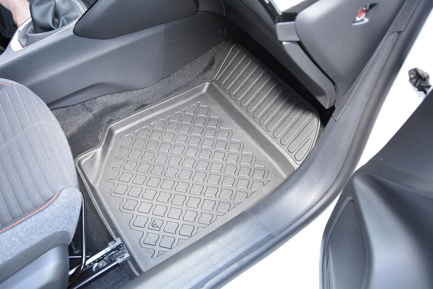 Car mats suitable for Opel Corsa F 2019-present 5-door hatchback Guardliner PE/TPE rubber (OPE3COFM-G) (3)