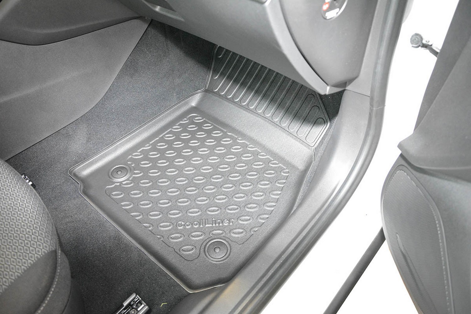 Car mats suitable for Opel Insignia B Grand Sport 2017-2022 5-door hatchback Cool Liner PE/TPE rubber (OPE3INFM-C) (3) Car mats suitable for Opel Insignia B Grand Sport 2017-2022 5-door hatchback Cool Liner PE/TPE rubber (OPE3INFM-C) (3)