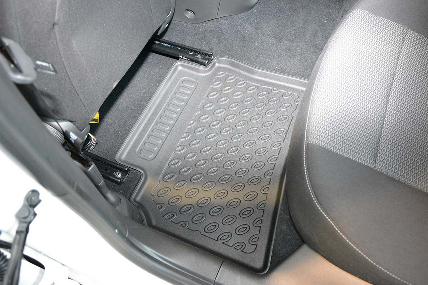 Car mats suitable for Opel Insignia B Grand Sport 2017-2022 5-door hatchback Cool Liner PE/TPE rubber (OPE3INFM-C) (4) Car mats suitable for Opel Insignia B Grand Sport 2017-2022 5-door hatchback Cool Liner PE/TPE rubber (OPE3INFM-C) (4)