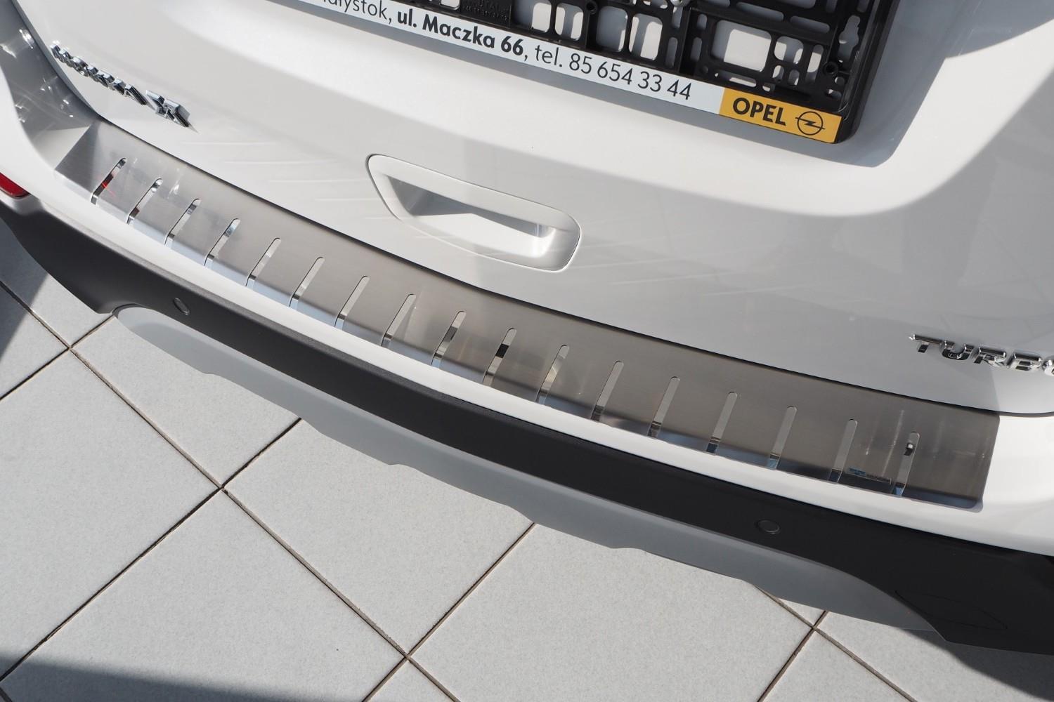 Ladekantenschutz für Opel Mokka X 2016-2018 mit Abkantung Edelstahl Silber 